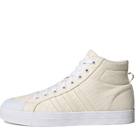 Adidas Bravada Sneaker Size 8 New - Picture 1 of 7